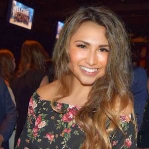 Meet your Posher, Daniela